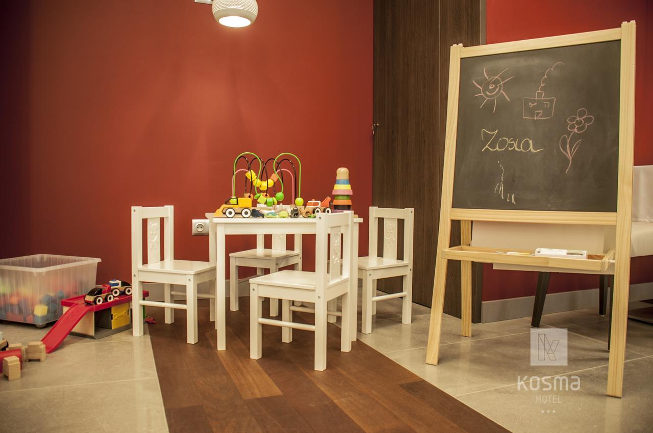 Hotel Kosma Kozmin Dış mekan fotoğraf