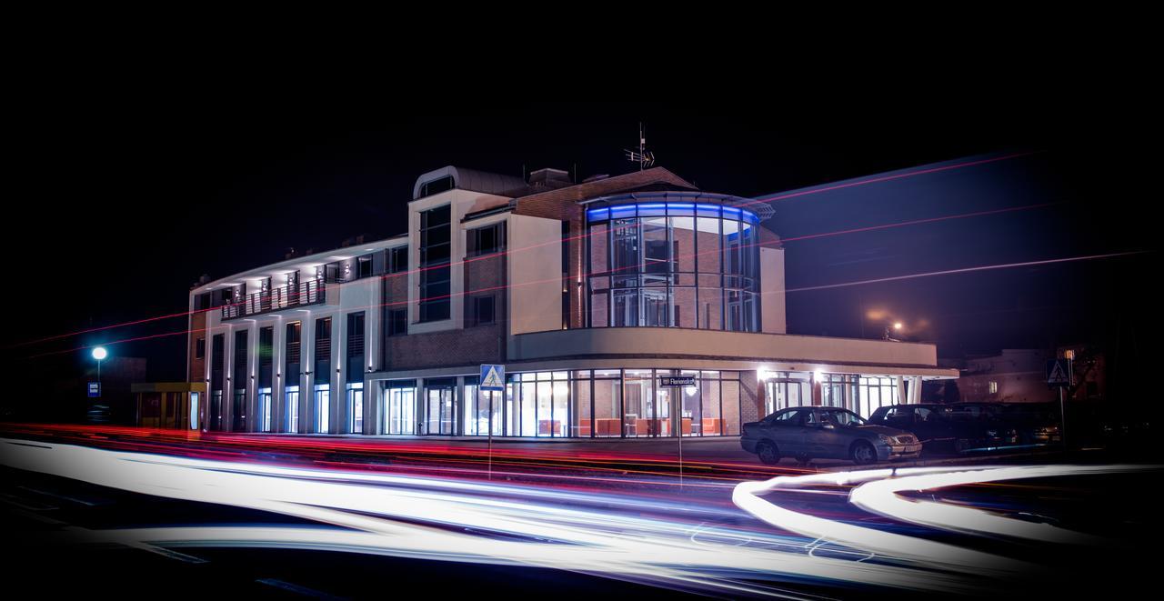 Hotel Kosma Kozmin Dış mekan fotoğraf