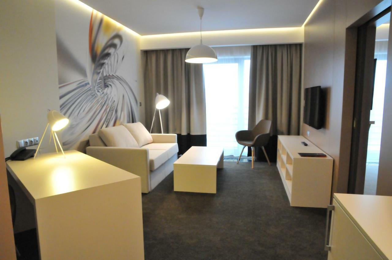 Hotel Kosma Kozmin Dış mekan fotoğraf