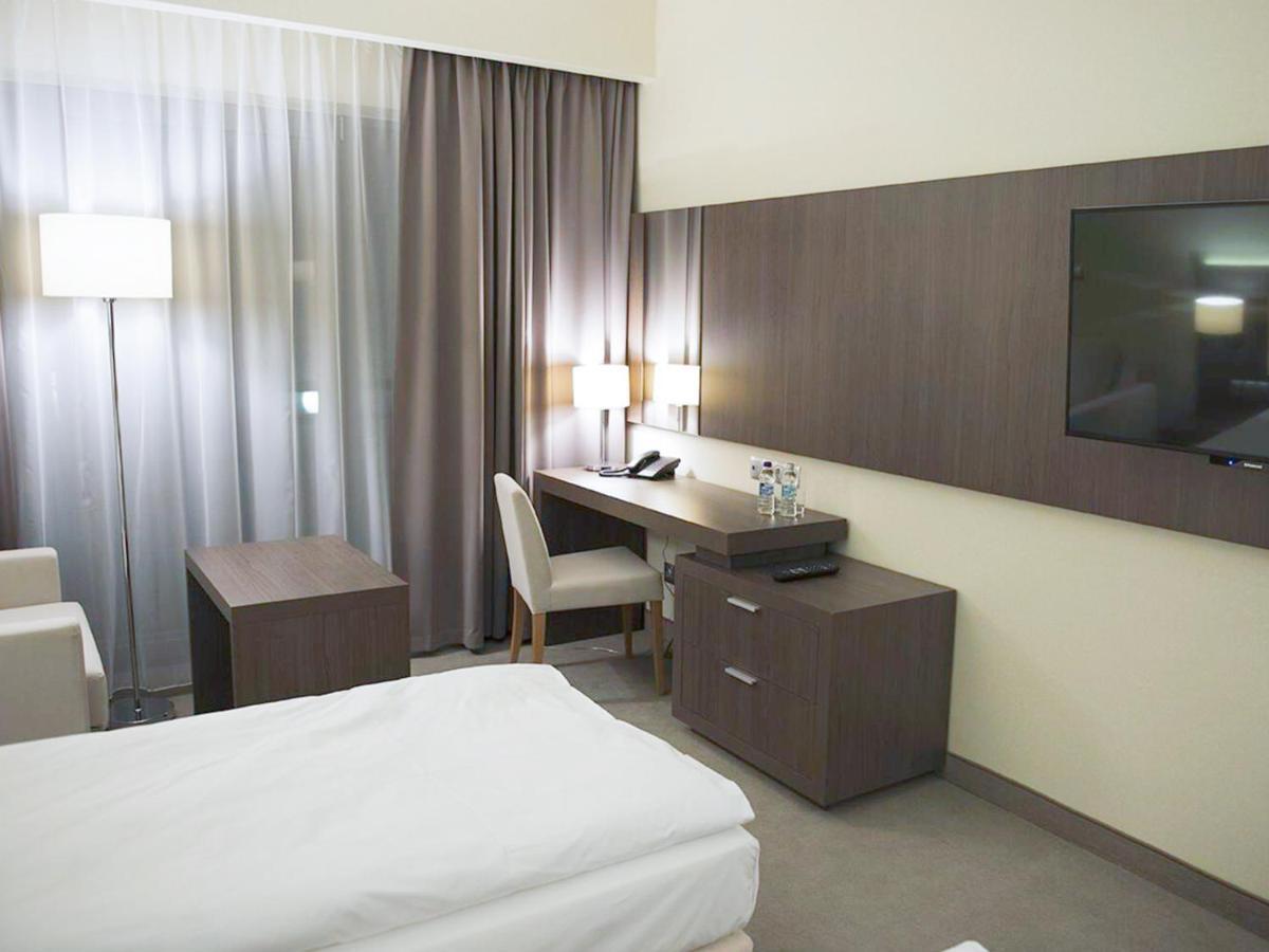 Hotel Kosma Kozmin Dış mekan fotoğraf