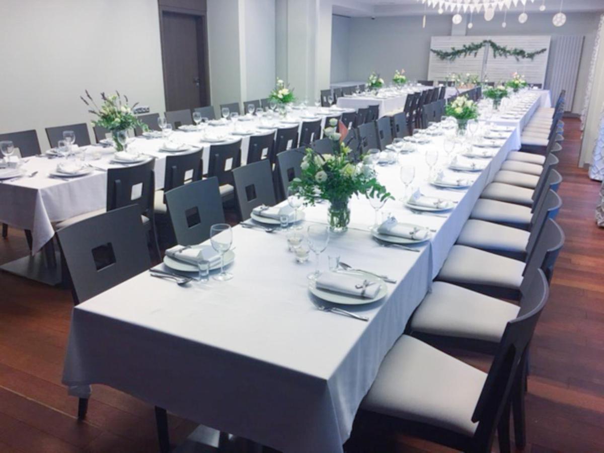 Hotel Kosma Kozmin Dış mekan fotoğraf